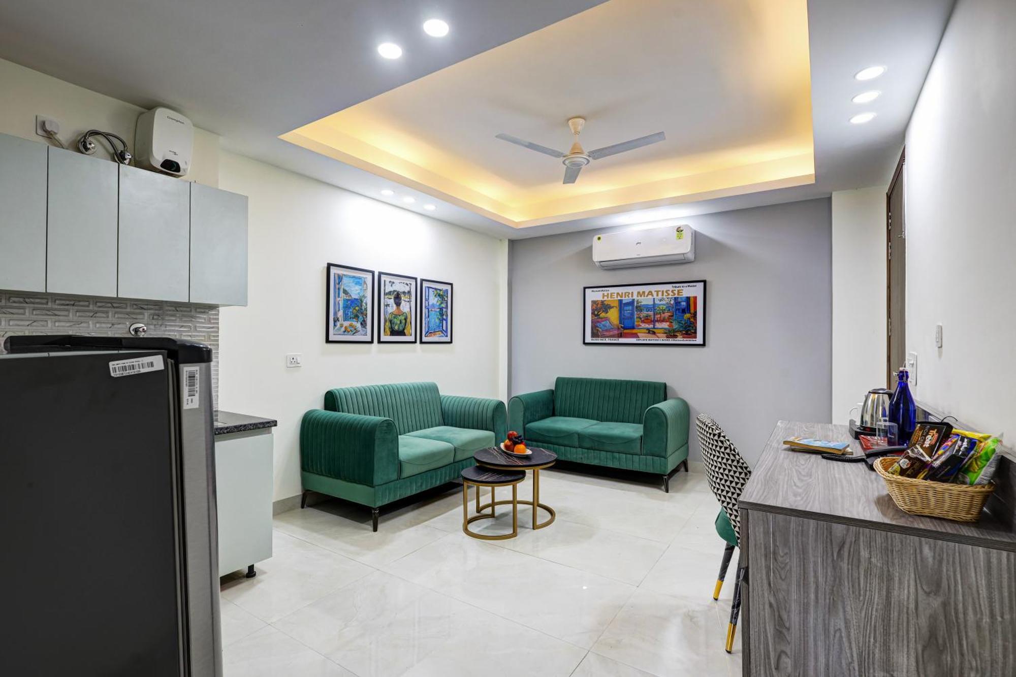 1Bhk Suites Opp Marriott - Huda City Centre Gurgaon Esterno foto