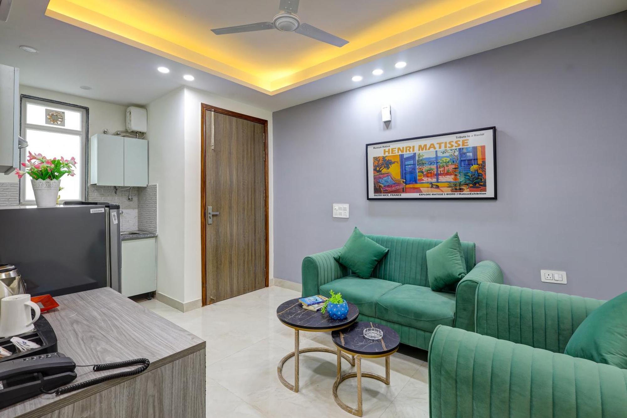 1Bhk Suites Opp Marriott - Huda City Centre Gurgaon Esterno foto