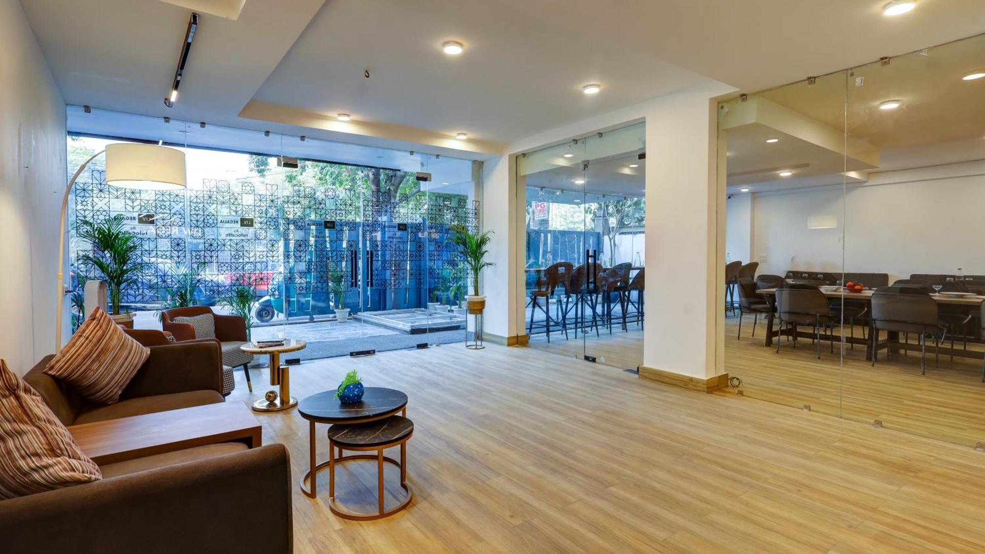 1Bhk Suites Opp Marriott - Huda City Centre Gurgaon Esterno foto